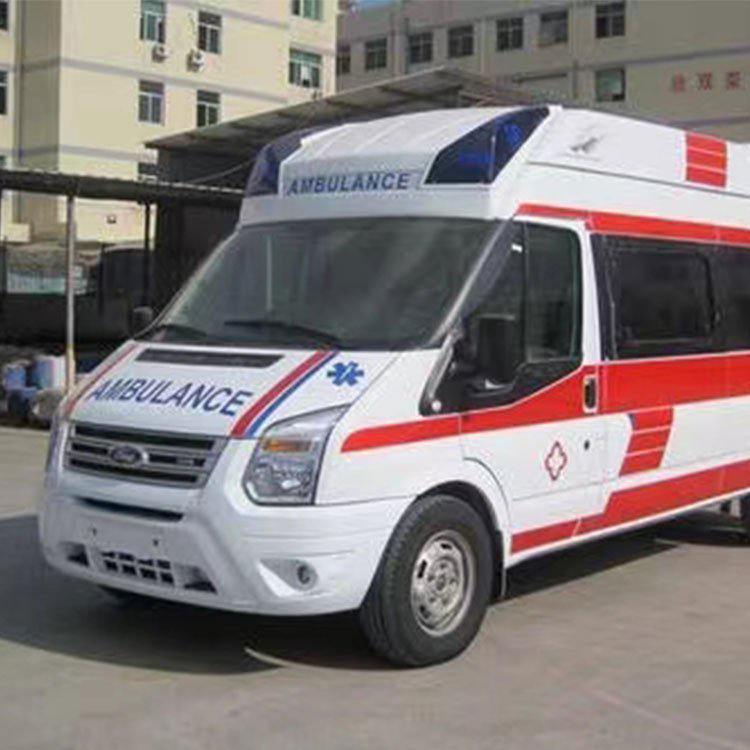 小金救护车出租收费:安全出行,价格透明