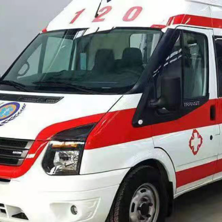 小金非急救护送病人转院租赁救护车的优缺点对比